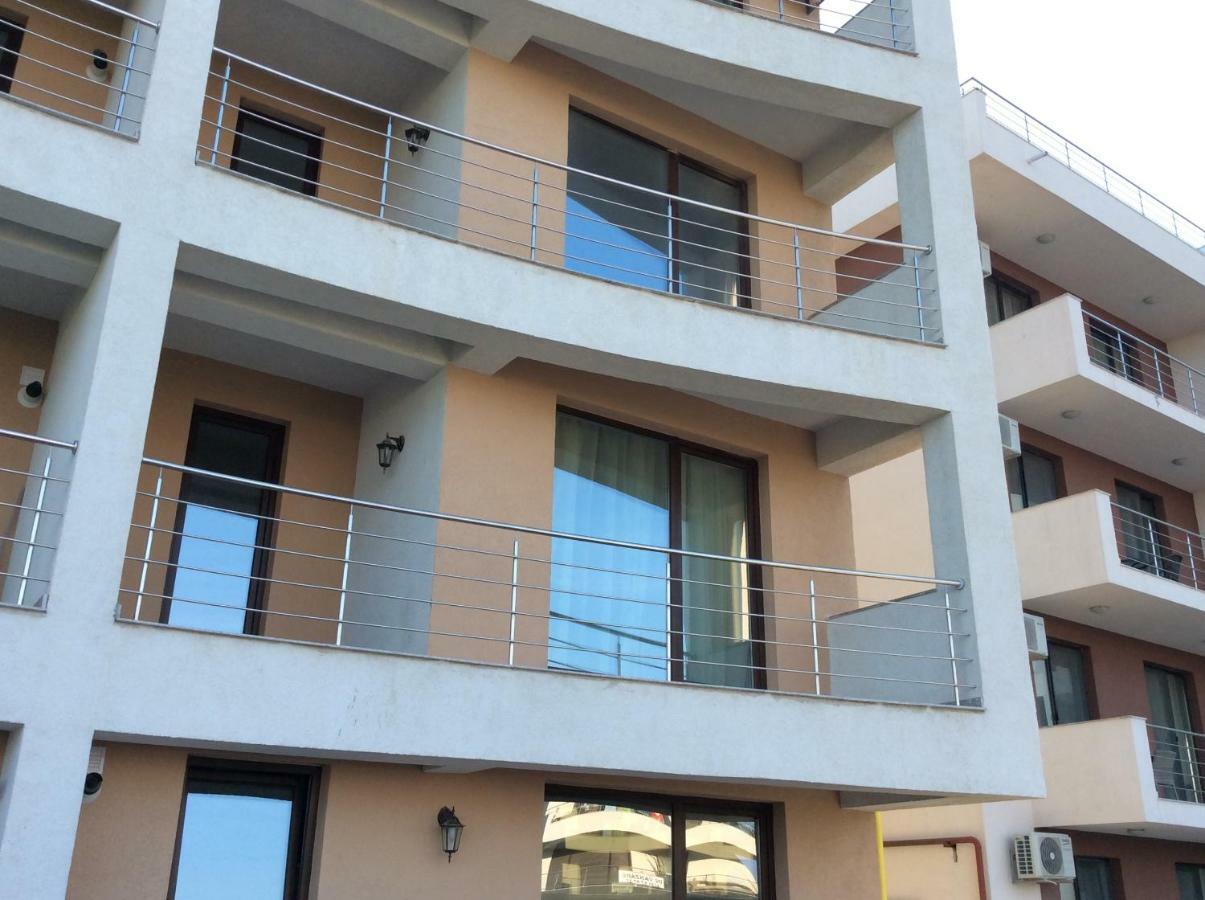 Bluewaves Apartment Mamaia Nord Năvodari المظهر الخارجي الصورة