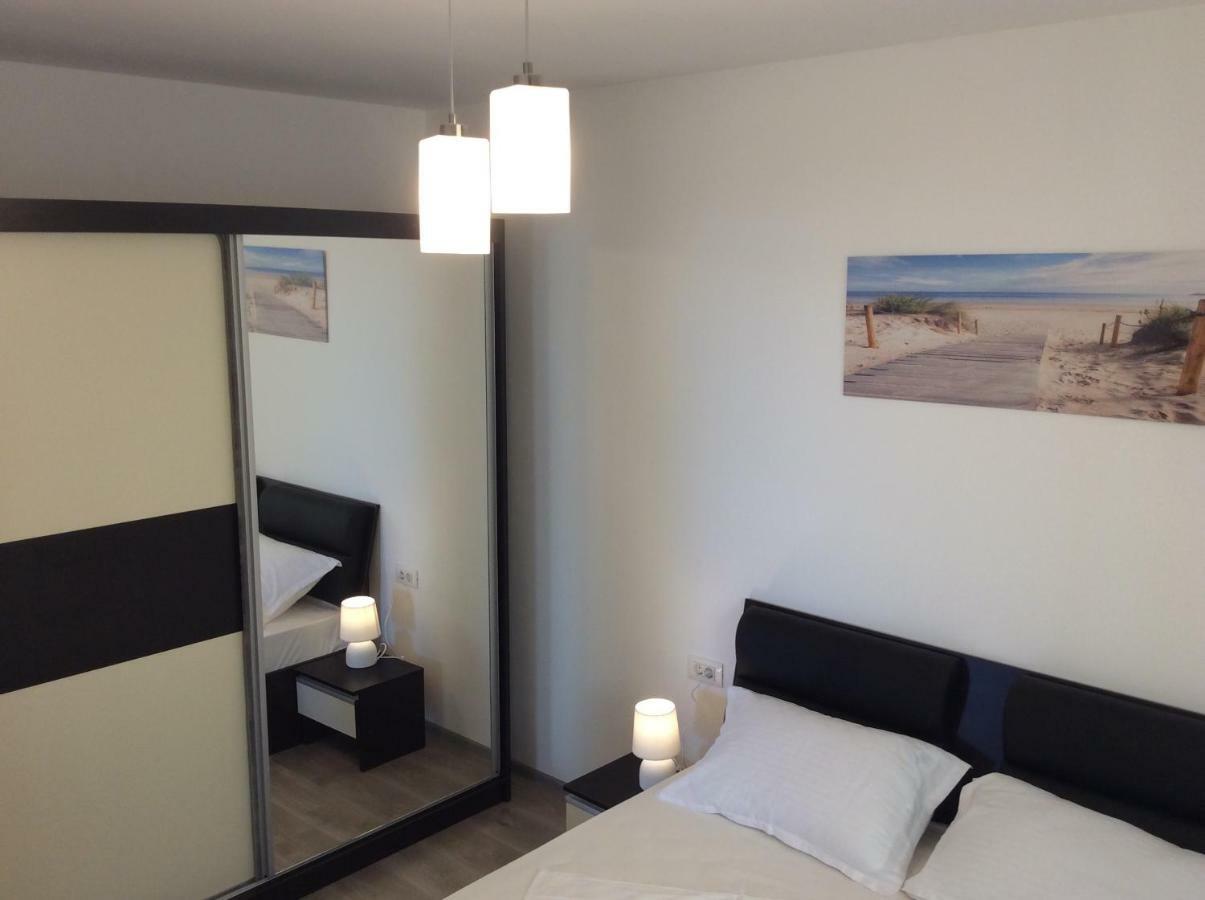 Bluewaves Apartment Mamaia Nord Năvodari المظهر الخارجي الصورة