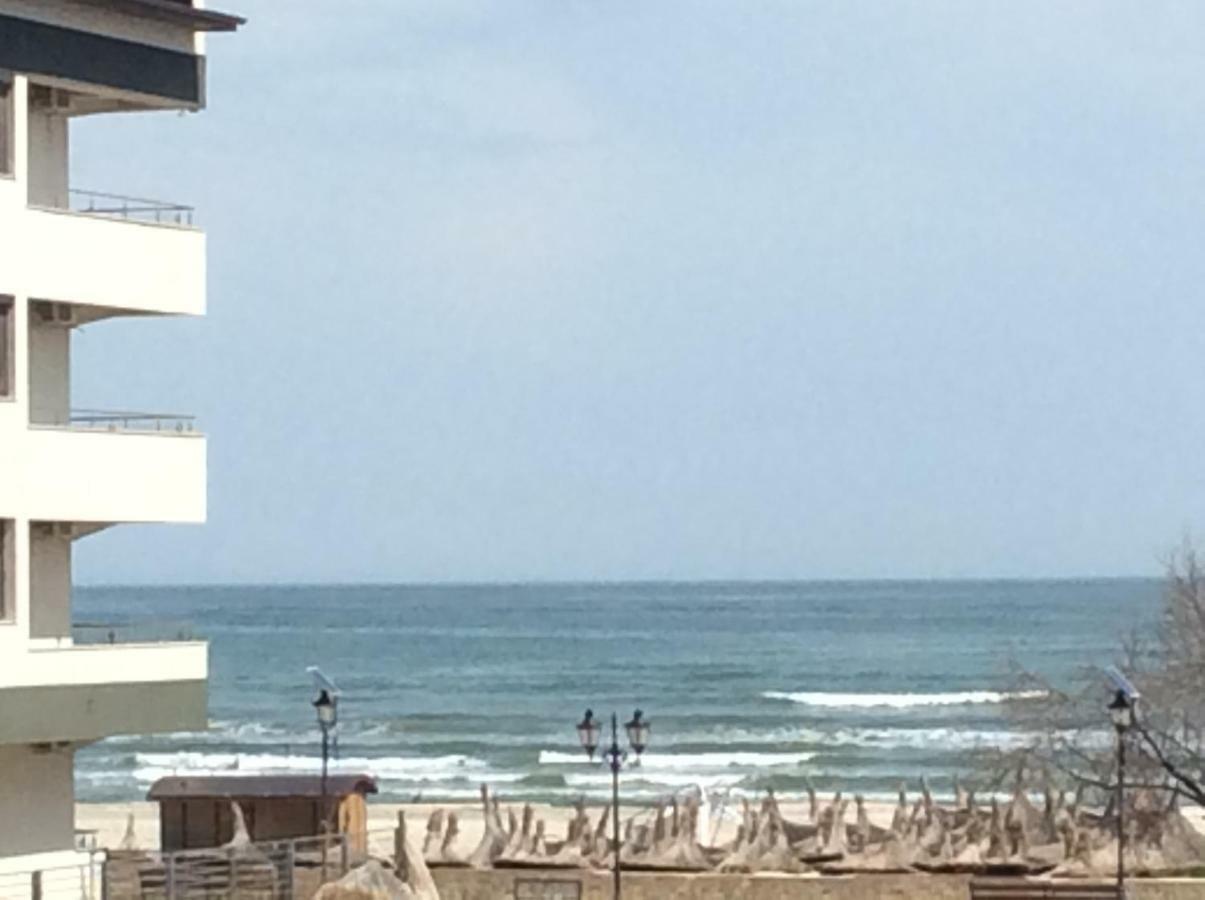 Bluewaves Apartment Mamaia Nord Năvodari المظهر الخارجي الصورة